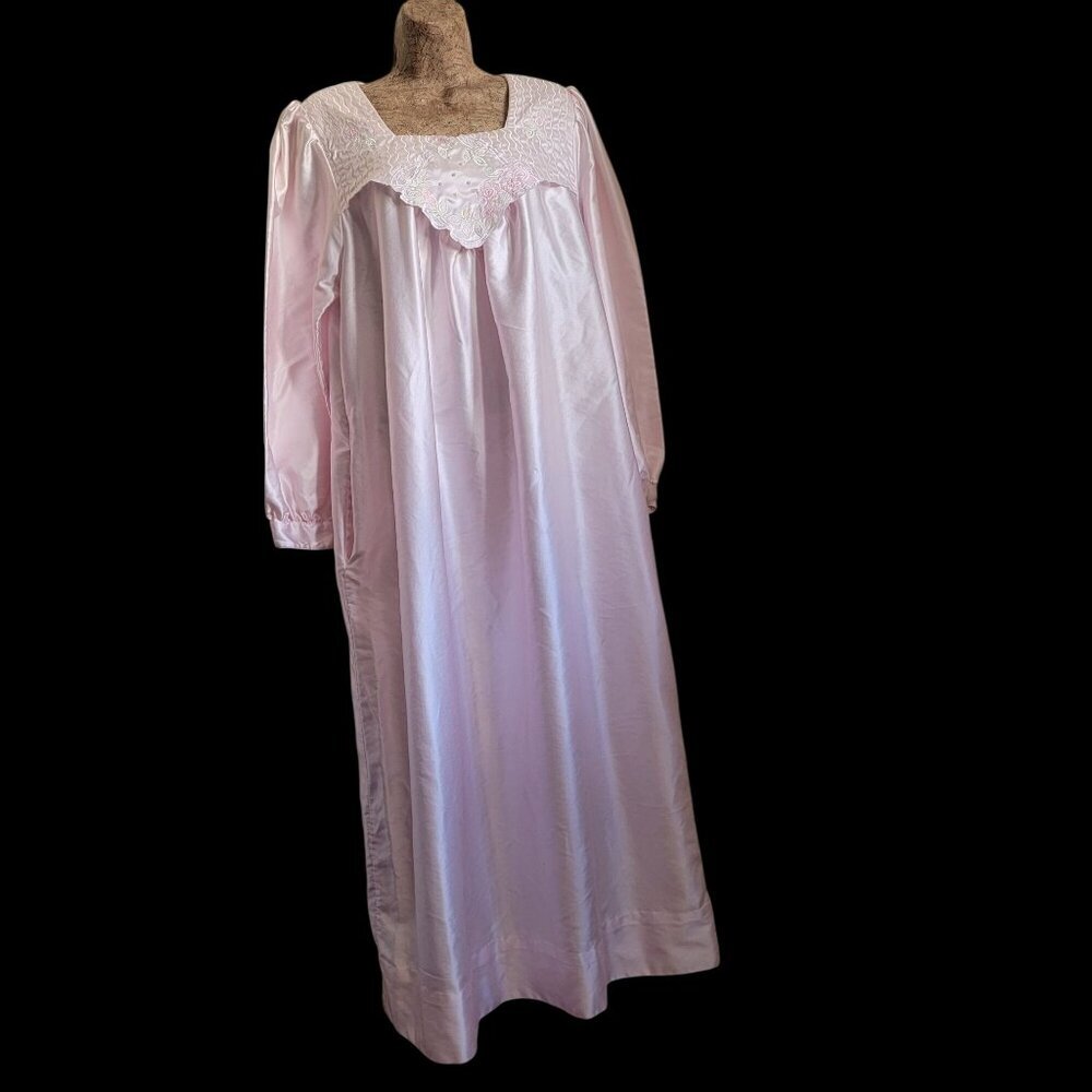 Vtg 80s 90s Pink Satin Nightgown With Embroidered Floral & Pearls Details Size M